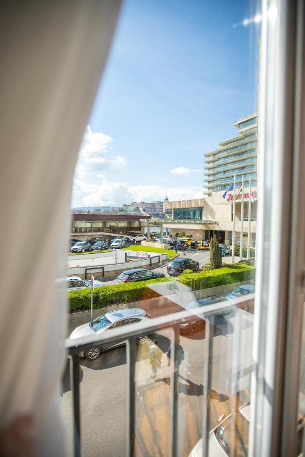 Danube Apartment บูดาเปสต์ ภายนอก รูปภาพ