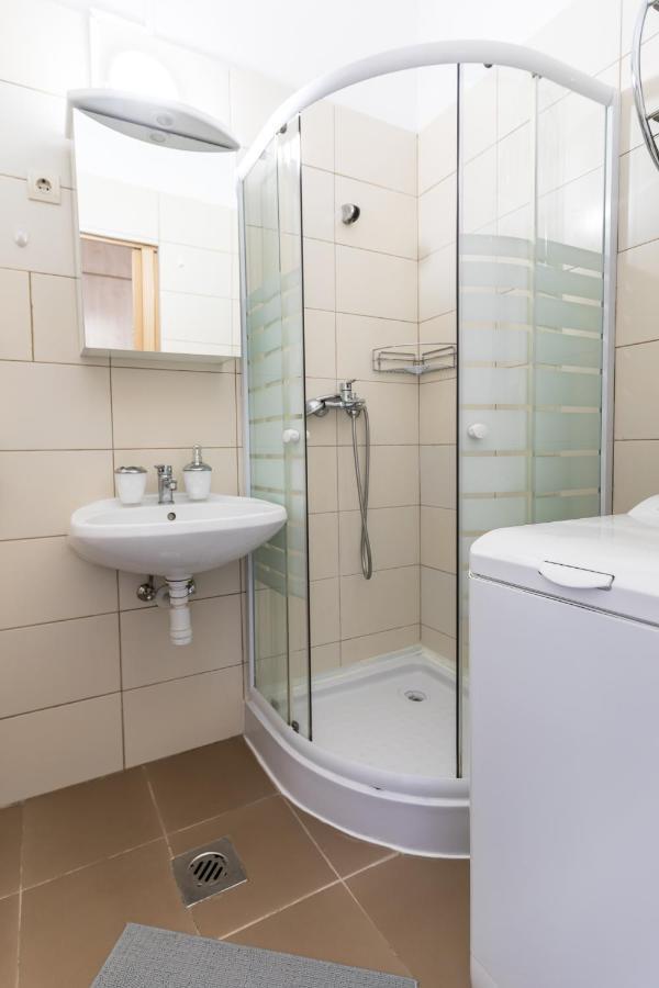 Danube Apartment บูดาเปสต์ ภายนอก รูปภาพ
