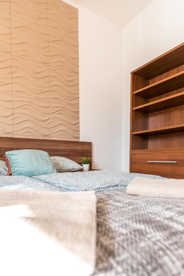 Danube Apartment บูดาเปสต์ ภายนอก รูปภาพ